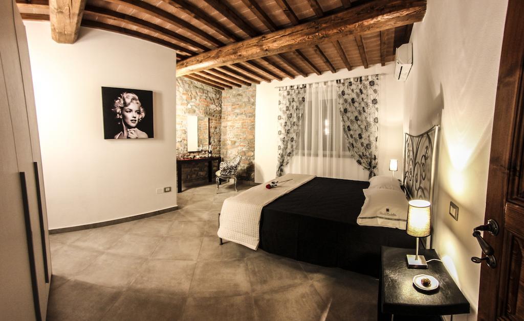 בולגרי Agriturismo Ferruggini חדר תמונה